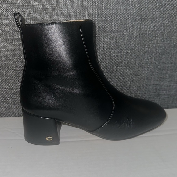 Coach boots - Picture 3 of 4